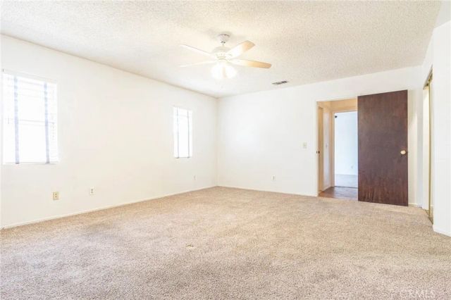 18151 Deer Park Lane, Victorville, CA 92395