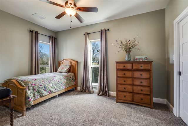 5768 Fm 1569, Farmersville, TX 75442