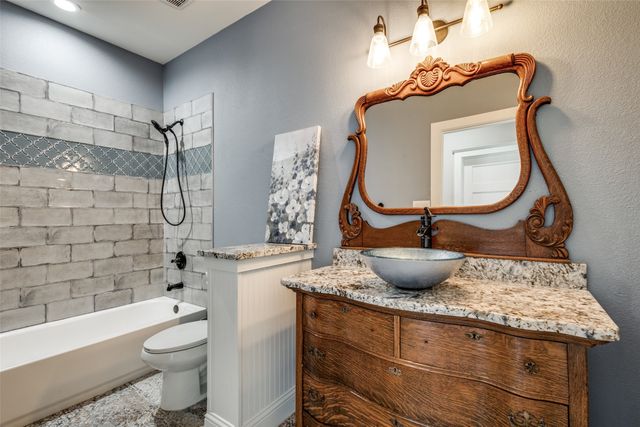 5768 Fm 1569, Farmersville, TX 75442