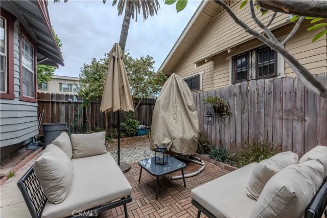 823 Maine, Long Beach, CA 90813
