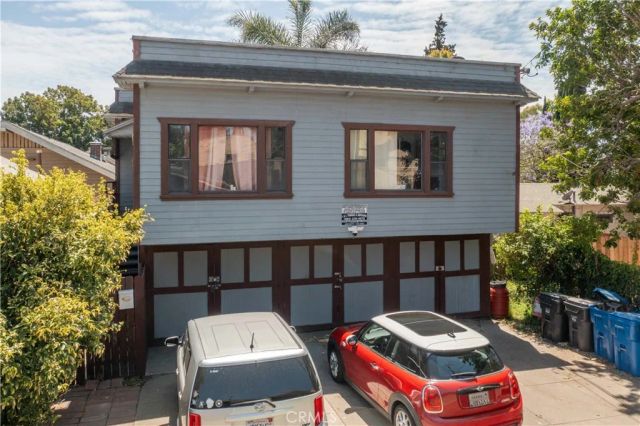 823 Maine, Long Beach, CA 90813
