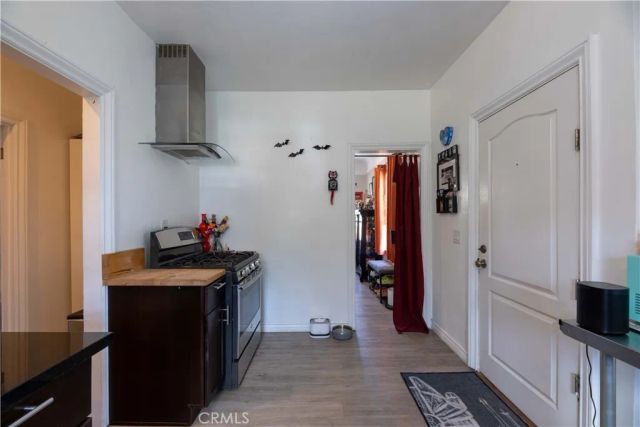 823 Maine, Long Beach, CA 90813