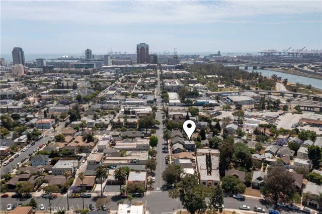 823 Maine, Long Beach, CA 90813