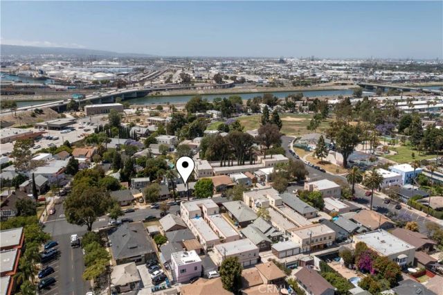 823 Maine, Long Beach, CA 90813