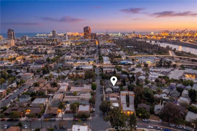 823 Maine, Long Beach, CA 90813
