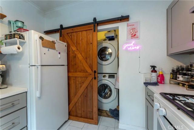 823 Maine, Long Beach, CA 90813