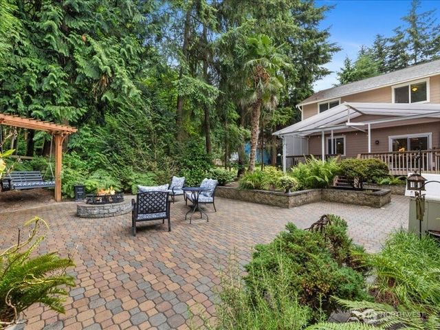 8305 317th Place NW, Stanwood, WA 98292