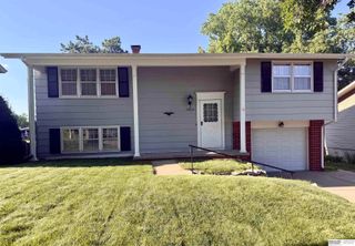 9634 Sahler Street, Omaha, NE 68134