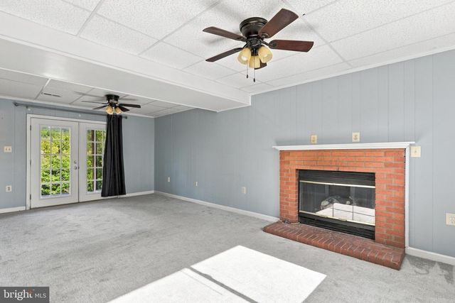 112 NOTTINGHAM CT, Front Royal, VA 22630