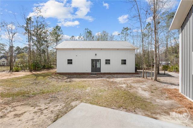 26 Cason Drive, Pembroke, GA 31321