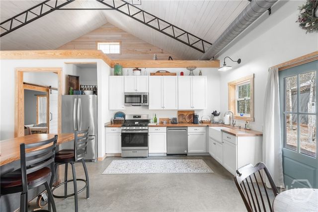 26 Cason Drive, Pembroke, GA 31321