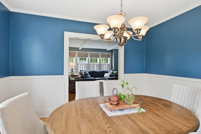 15 Ripley St, Wilbraham, MA 01095