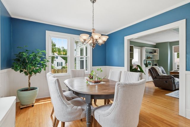 15 Ripley St, Wilbraham, MA 01095