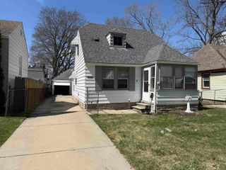 23313 Hazelwood Avenue, Hazel Park, MI 48030