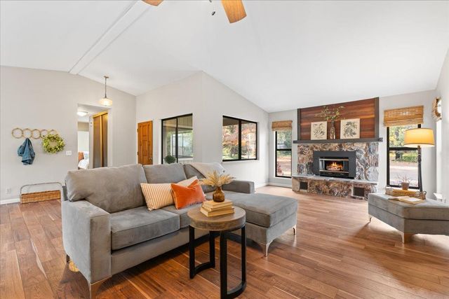 561 Blight Rd, Grass Valley, CA 95945