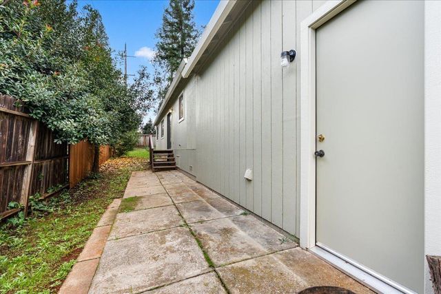 561 Blight Rd, Grass Valley, CA 95945