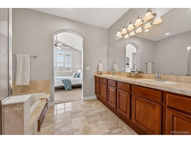 10140 Bluffmont Ln, Lone Tree, CO 80124