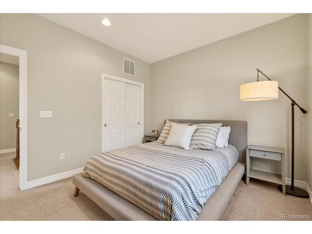 10140 Bluffmont Ln, Lone Tree, CO 80124