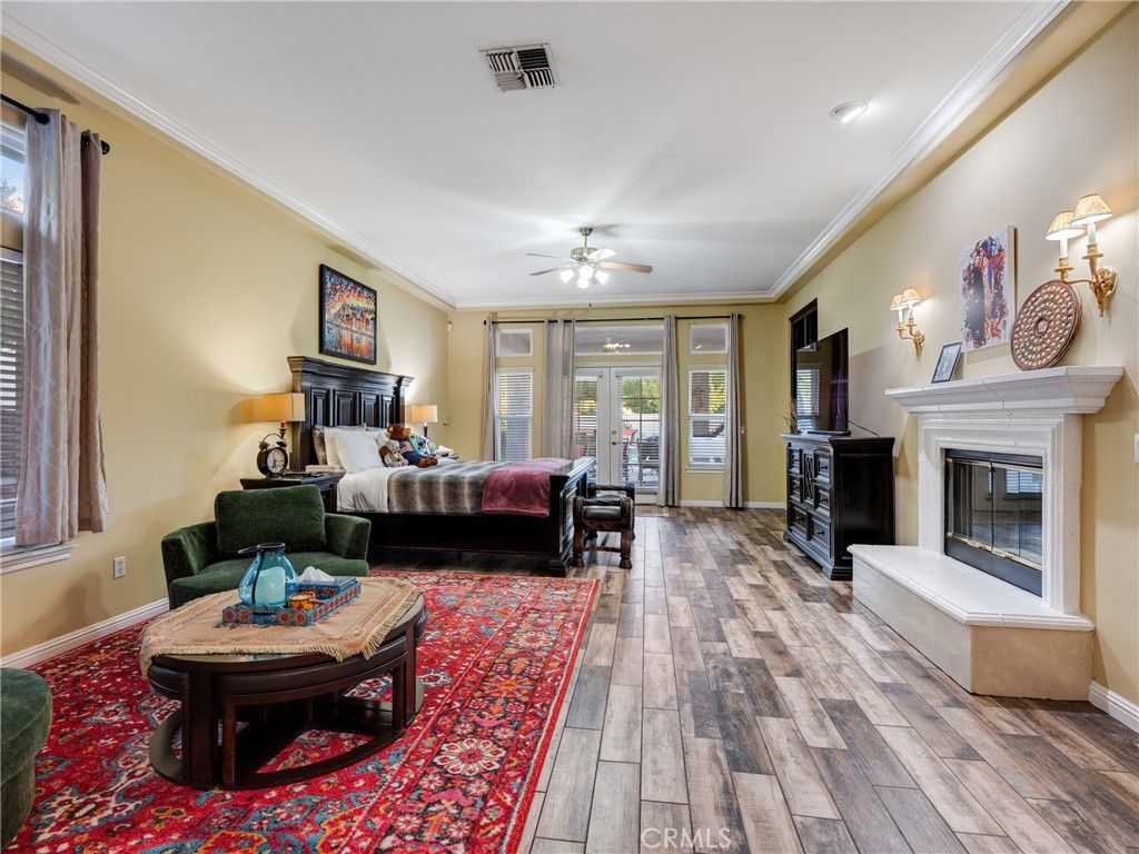 Image 18 of property listing at 19237 Estancia, Apple Valley, CA 92308