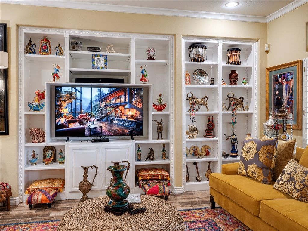 Image 6 of property listing at 19237 Estancia, Apple Valley, CA 92308