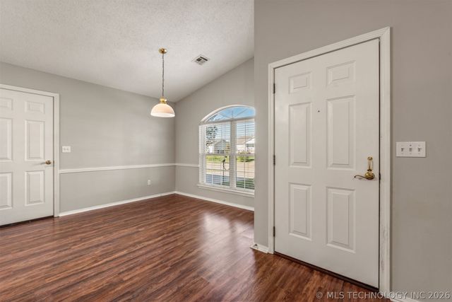 1830 Woodmere Road, Claremore, OK 74017