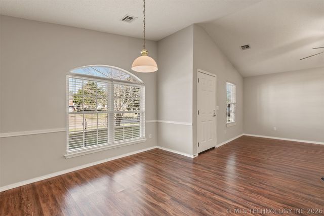 1830 Woodmere Road, Claremore, OK 74017