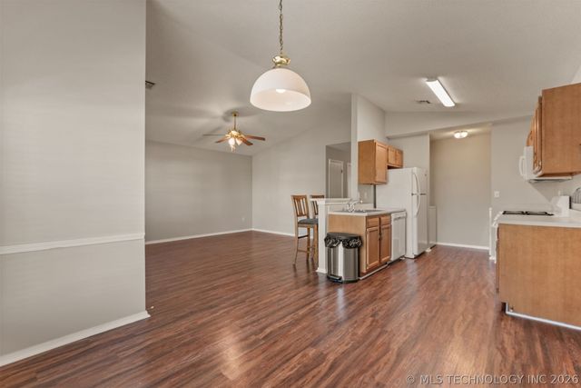 1830 Woodmere Road, Claremore, OK 74017