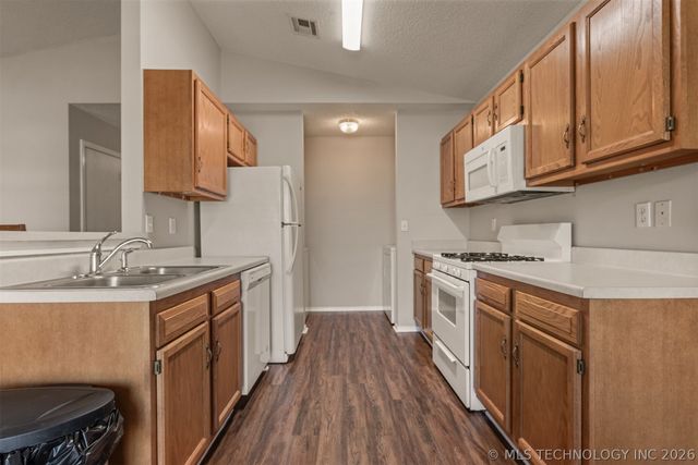 1830 Woodmere Road, Claremore, OK 74017