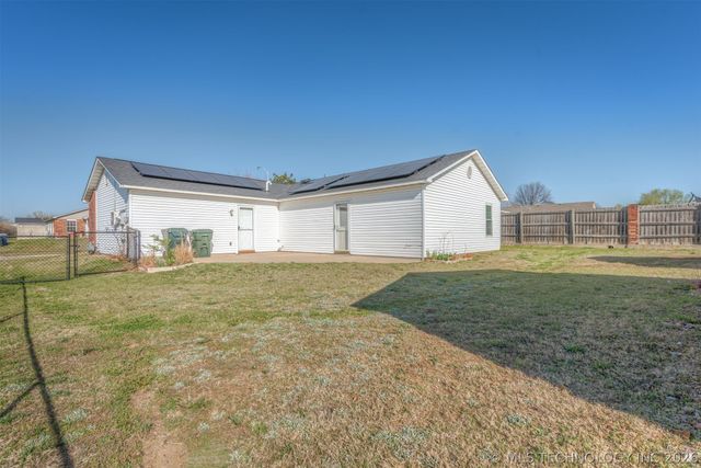 1830 Woodmere Road, Claremore, OK 74017