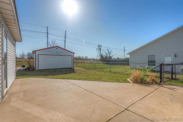 1830 Woodmere Road, Claremore, OK 74017