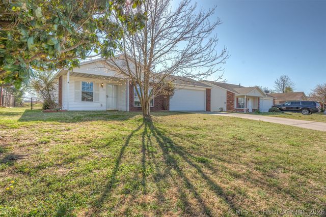 1830 Woodmere Road, Claremore, OK 74017