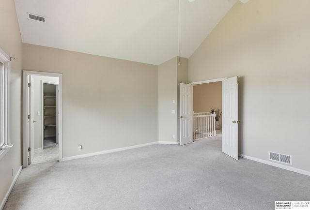 18602 Leavenworth Street, Elkhorn, NE 68022