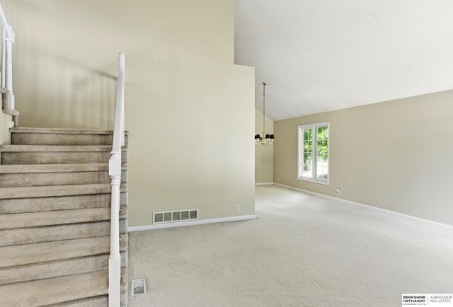 18602 Leavenworth Street, Elkhorn, NE 68022
