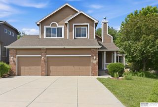 18602 Leavenworth Street, Elkhorn, NE 68022