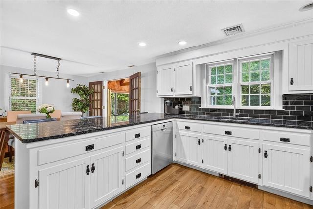 395 Prospect St, Norwell, MA 02061