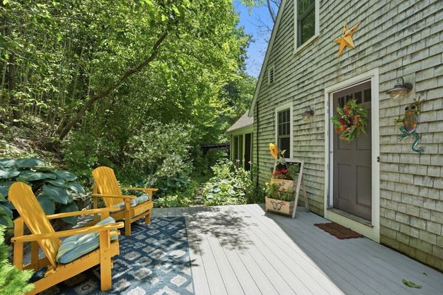 395 Prospect St, Norwell, MA 02061