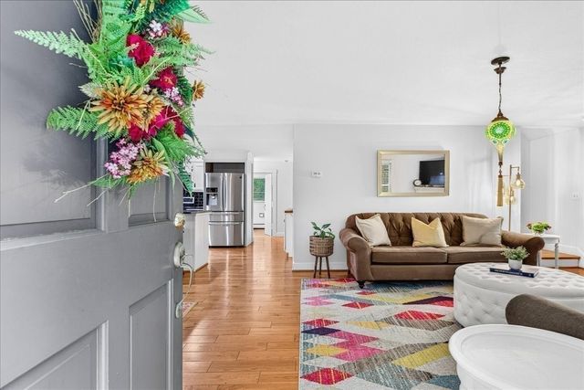 395 Prospect St, Norwell, MA 02061