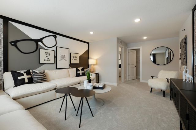 1589 Norbert Lane, Shakopee, MN 55379