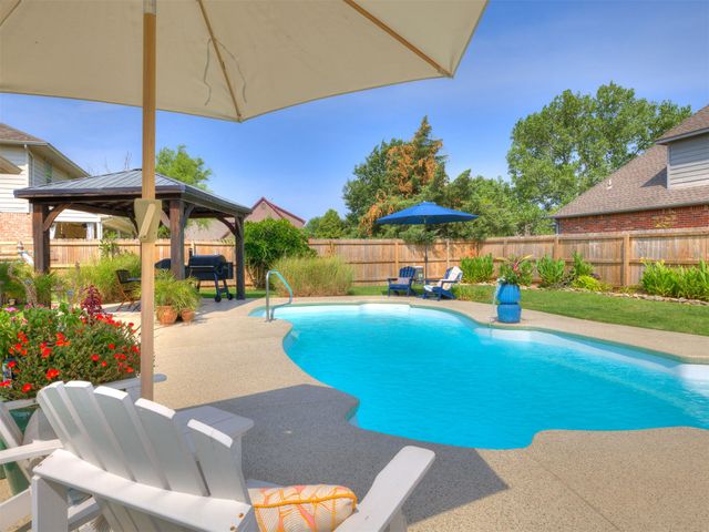 14011 E 87th Place N, Owasso, OK 74055