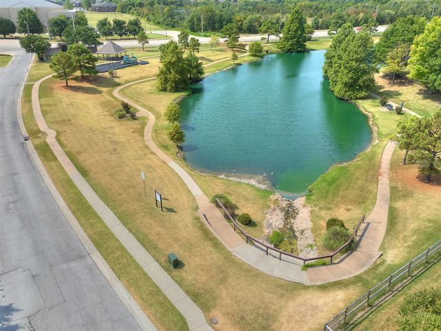 14011 E 87th Place N, Owasso, OK 74055