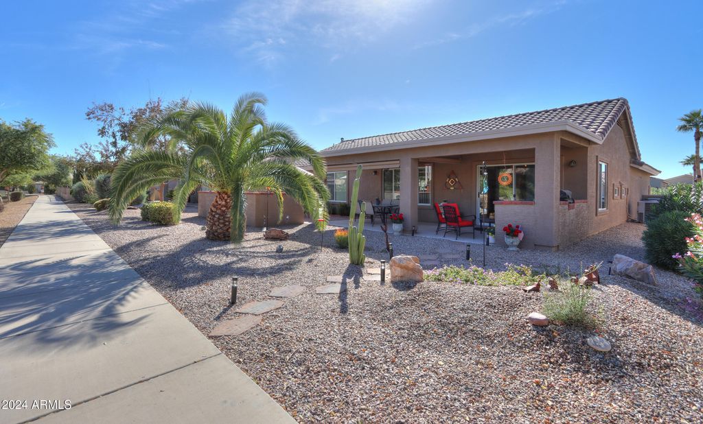 2640 E GOLDEN Trail, Casa Grande, AZ 85194
