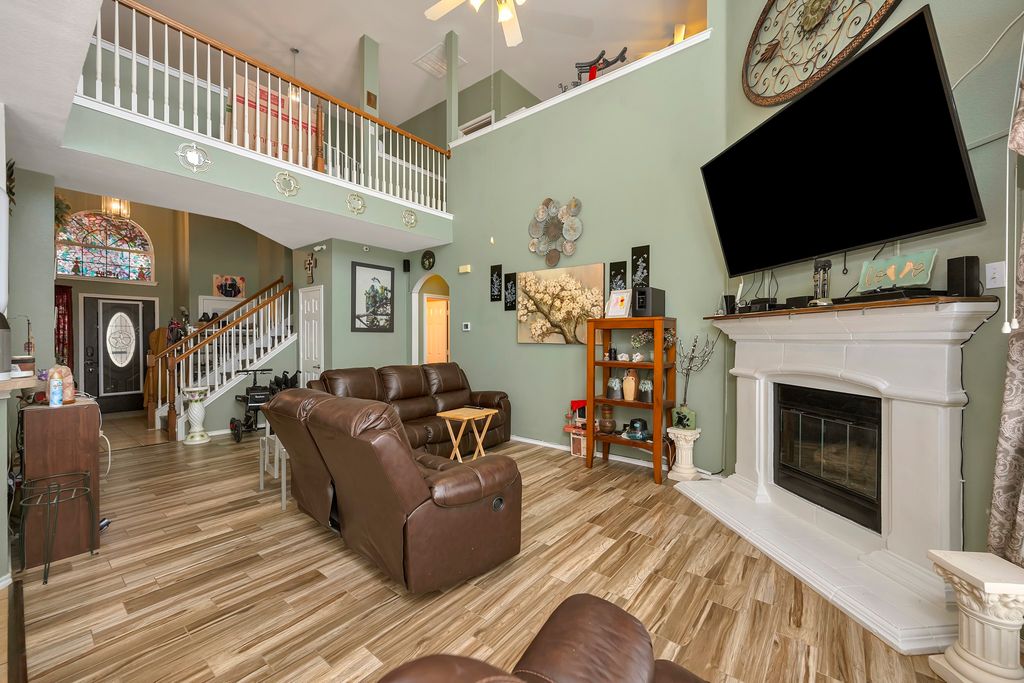 6369 Redeagle Creek Drive, Fort Worth, TX 76179 — photo 4