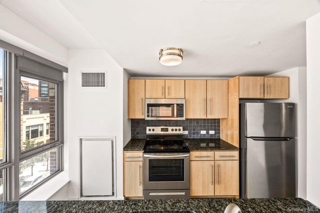 66 Main Street 815, Yonkers, NY 10701