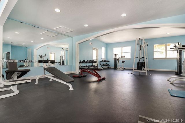 8245 Lake Dr 406, Doral, FL 33166