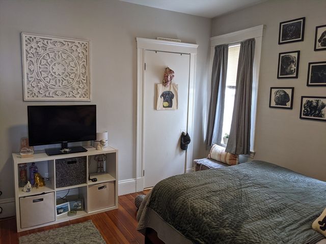 113 3rd St 1, Medford, MA 02155