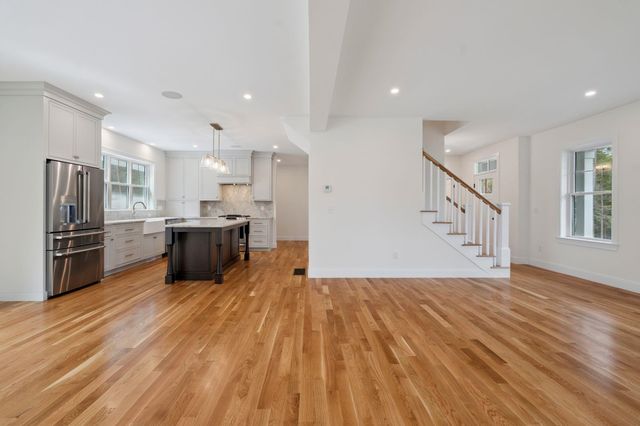 Autumn Lane, Newfields, NH 03856