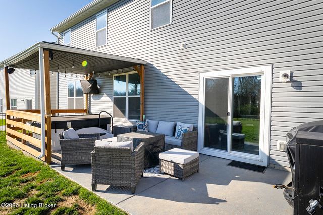 17006 Meander Way, Louisville, KY 40245