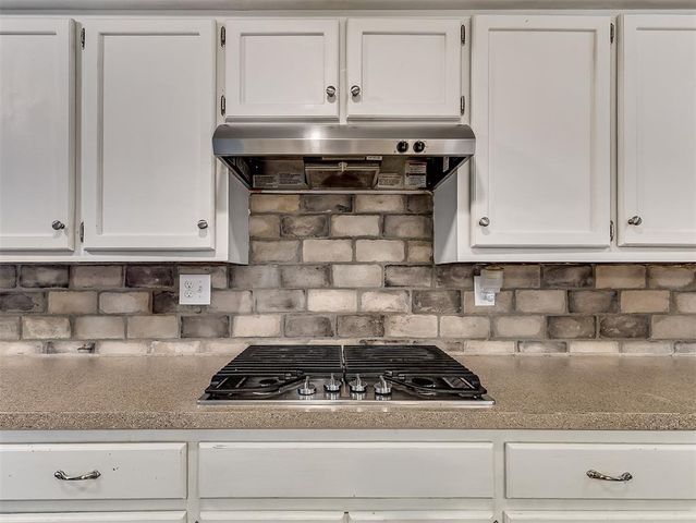 2006 N Nail Parkway, Moore, OK 73160
