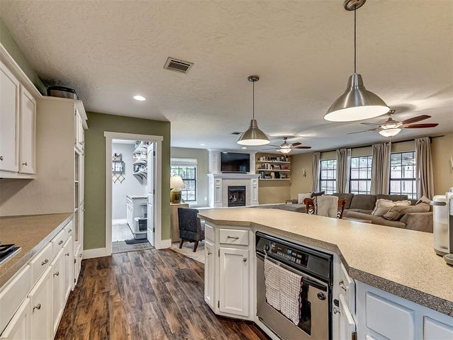 2006 N Nail Parkway, Moore, OK 73160