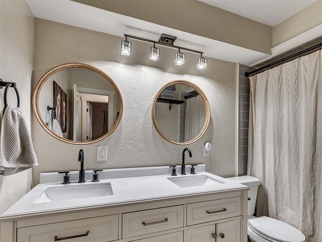 2006 N Nail Parkway, Moore, OK 73160